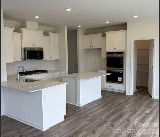 2105 Morning Gold Drive, Maiden, NC 28650