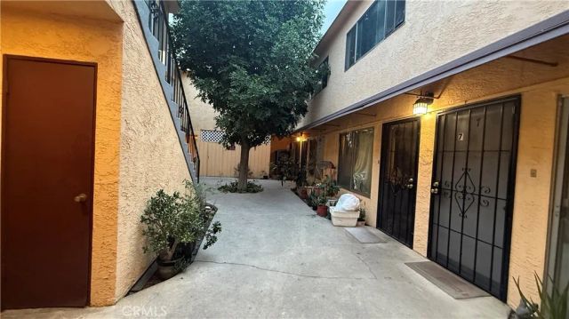 7904 Laurel Canyon 12, North Hollywood, CA 91605