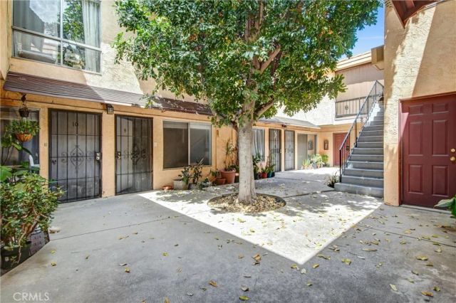 7904 Laurel Canyon 12, North Hollywood, CA 91605
