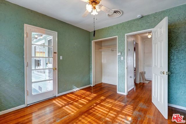 8759 Snowden Avenue, Arleta (los Angeles), CA 91331