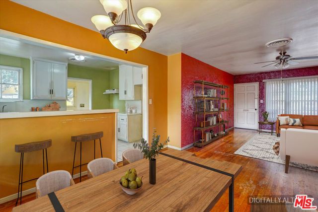 8759 Snowden Avenue, Arleta (los Angeles), CA 91331