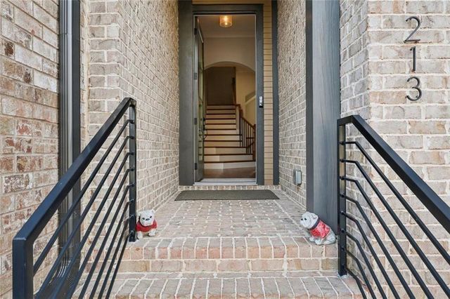 213 Arpeggio Way, Alpharetta, GA 30009