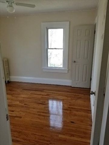 23-25 Prentice St, Springfield, MA 01104