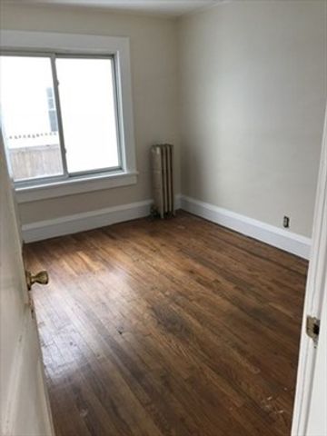 23-25 Prentice St, Springfield, MA 01104