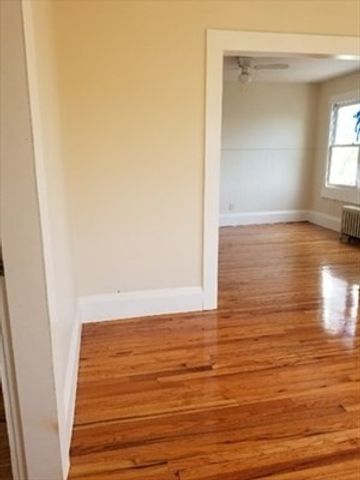 23-25 Prentice St, Springfield, MA 01104