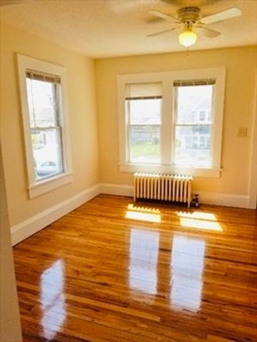 23-25 Prentice St, Springfield, MA 01104