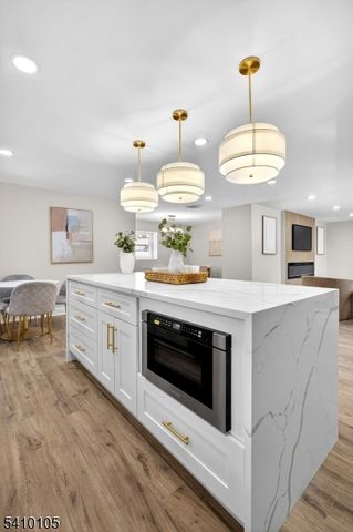 3 Carol Ter, Warren Twp., NJ 07059