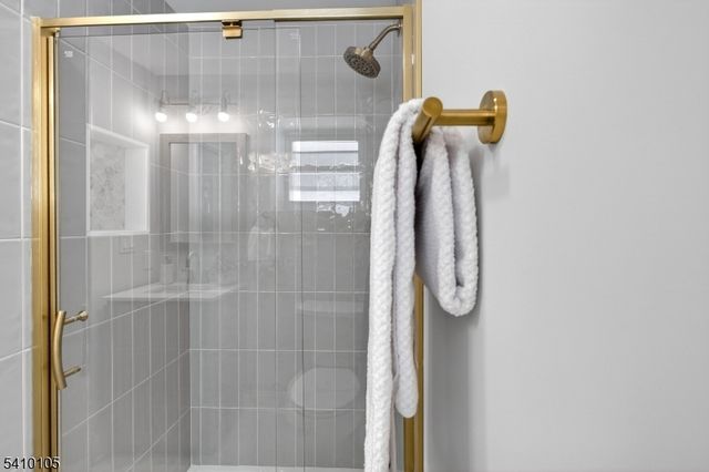 3 Carol Ter, Warren Twp., NJ 07059