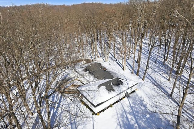 3 Carol Ter, Warren Twp., NJ 07059