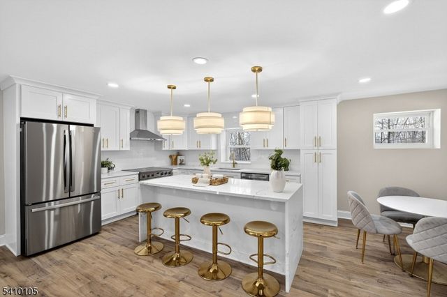 3 Carol Ter, Warren Twp., NJ 07059