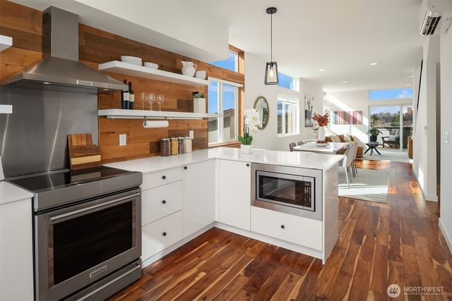 1312 Yakima Avenue S, Seattle, WA 98144