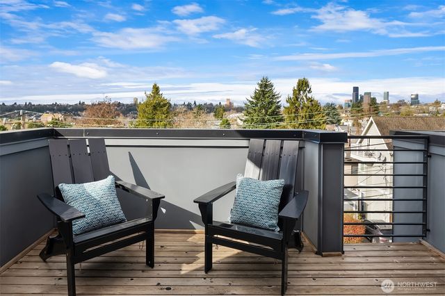 1312 Yakima Avenue S, Seattle, WA 98144