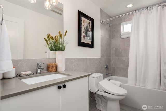 1312 Yakima Avenue S, Seattle, WA 98144