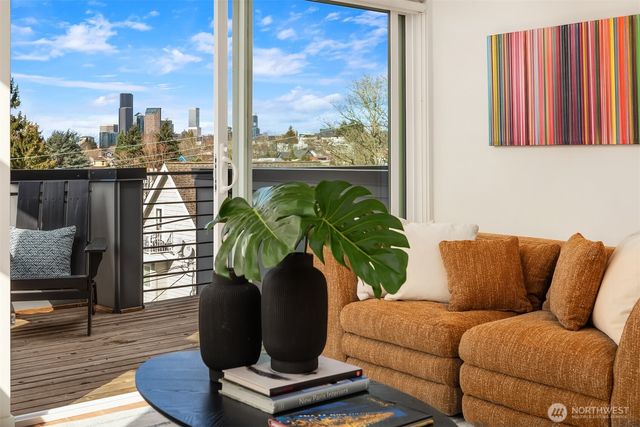 1312 Yakima Avenue S, Seattle, WA 98144