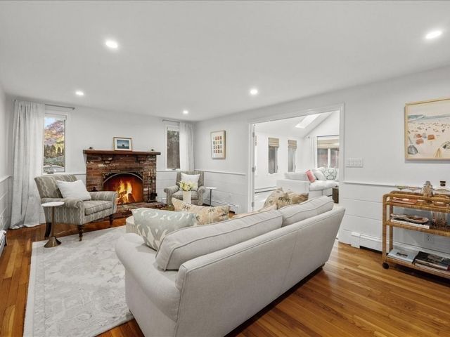 15 Lady Slipper Ln, Duxbury, MA 02332