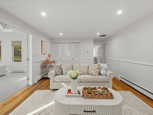 15 Lady Slipper Ln, Duxbury, MA 02332