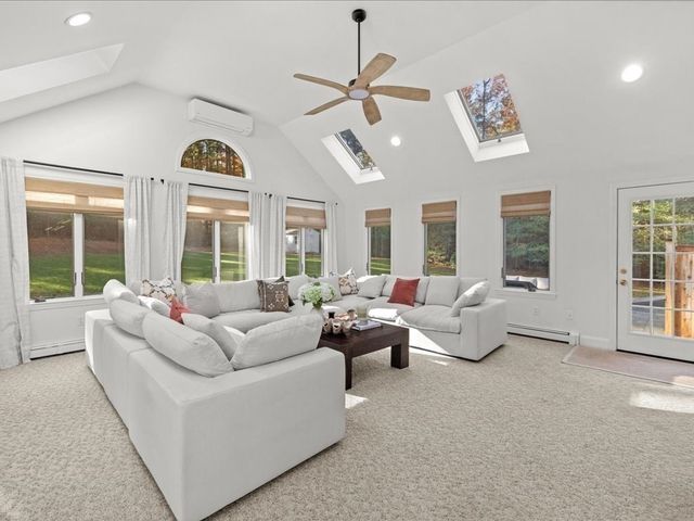 15 Lady Slipper Ln, Duxbury, MA 02332