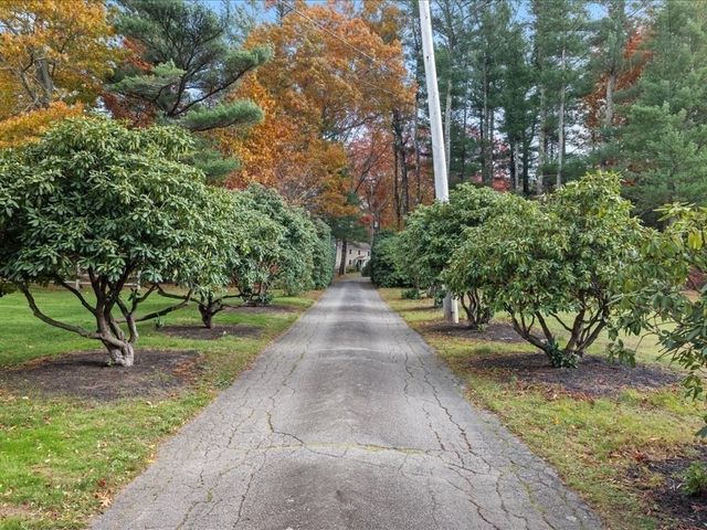 15 Lady Slipper Ln, Duxbury, MA 02332