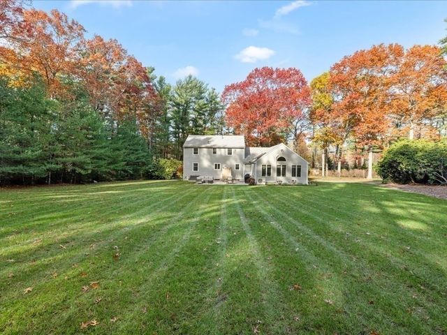 15 Lady Slipper Ln, Duxbury, MA 02332