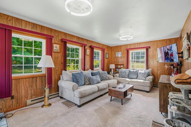 484 State Route 52, Walden, NY 12586