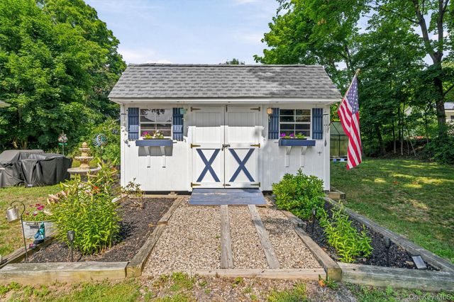 484 State Route 52, Walden, NY 12586