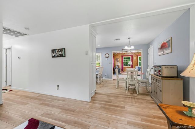 484 State Route 52, Walden, NY 12586
