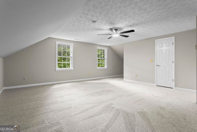 1052 Evelyn Lane SW, Lilburn, GA 30047