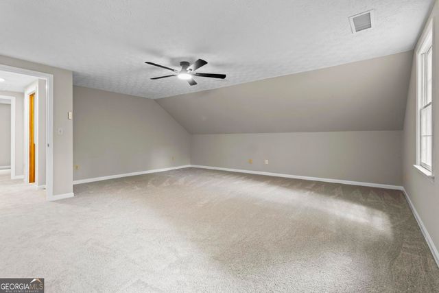 1052 Evelyn Lane SW, Lilburn, GA 30047