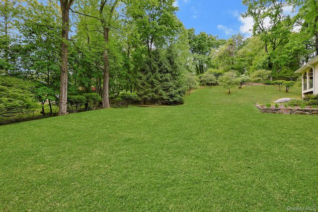 77 Central Drive, Briarcliff Manor, NY 10510