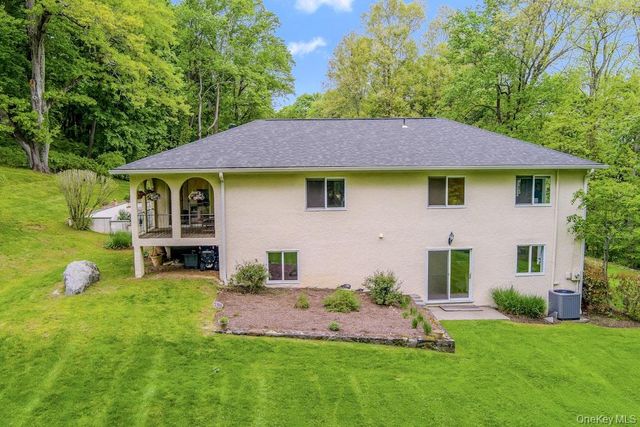 77 Central Drive, Briarcliff Manor, NY 10510