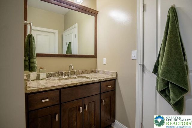 4934 Steuben Road, Lower Nazareth Twp, PA 18064