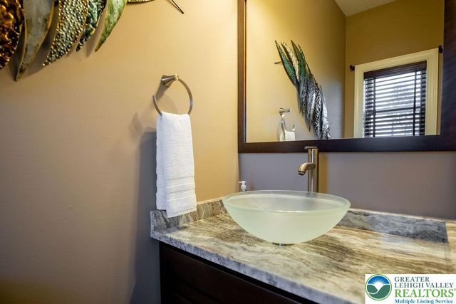 4934 Steuben Road, Lower Nazareth Twp, PA 18064