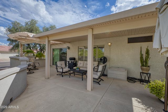 16204 W DESERT CANYON Drive, Surprise, AZ 85374