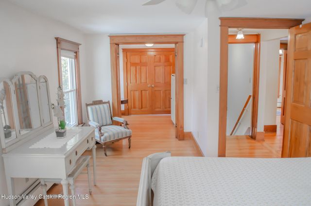 8874 9w Route, Athens, NY 12015