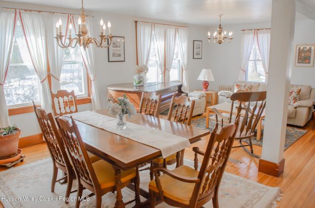 8874 9w Route, Athens, NY 12015