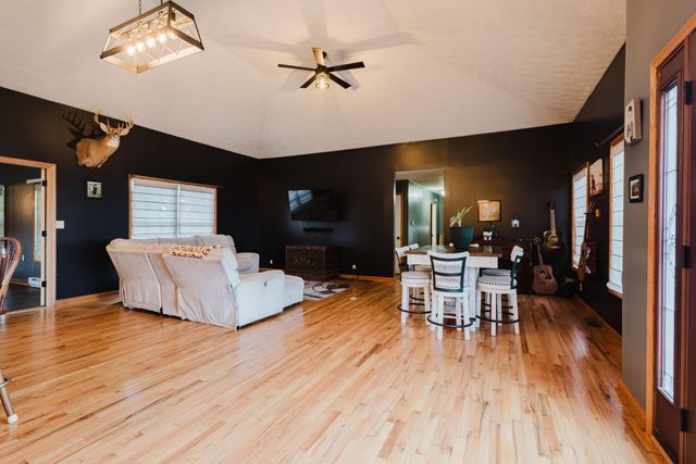 165 John Jones Road, Salvisa, KY 40372