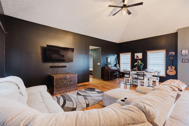 165 John Jones Road, Salvisa, KY 40372