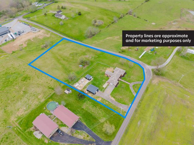 165 John Jones Road, Salvisa, KY 40372