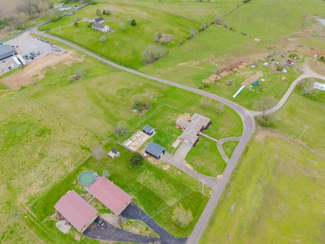 165 John Jones Road, Salvisa, KY 40372