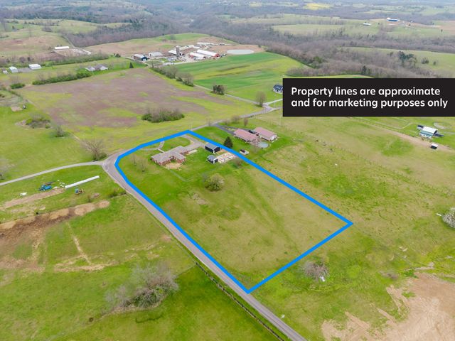 165 John Jones Road, Salvisa, KY 40372