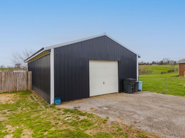 165 John Jones Road, Salvisa, KY 40372