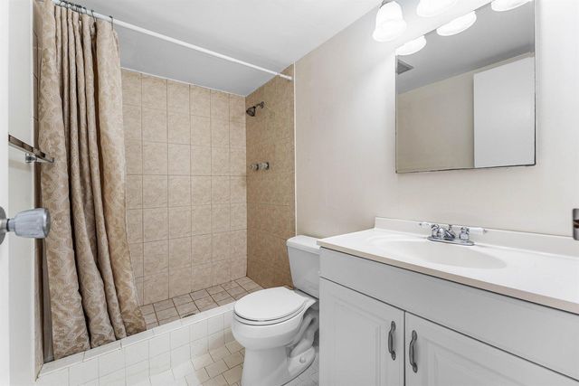 3545 S Ocean Boulevard 405, South Palm Beach, FL 33480