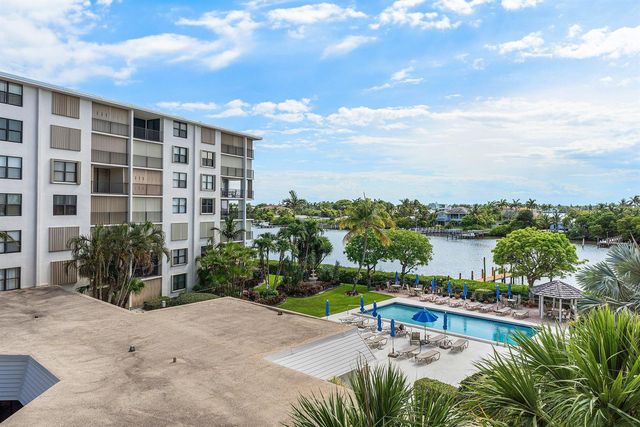 3545 S Ocean Boulevard 405, South Palm Beach, FL 33480