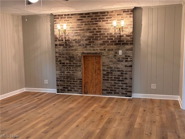 255 Sunview Lane, Follansbee, WV 26037