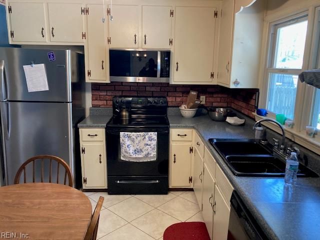 667 Kelso DR, Newport News, VA 23601