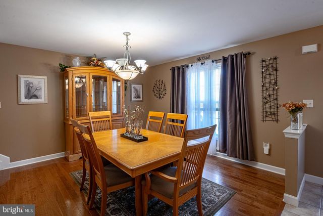 738 MARIA AVE, Sinking Spring, PA 19608