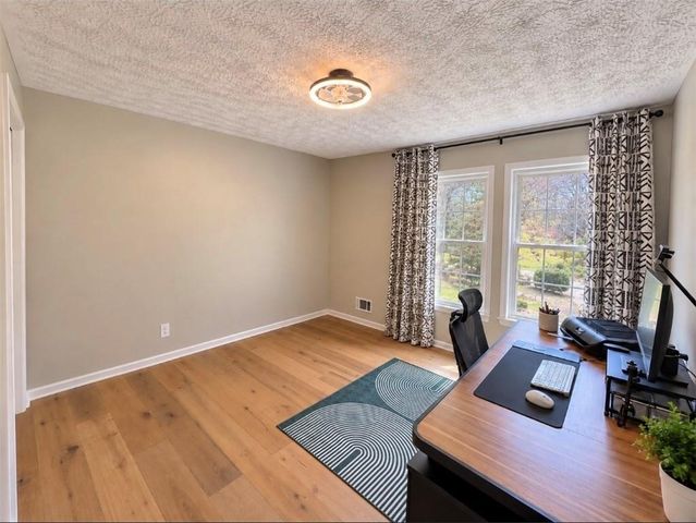 3731 Spring Leaf Lane, Acworth, GA 30101