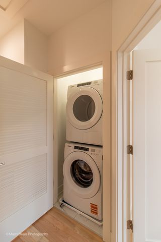 6537 S Rhodes Avenue, Chicago, IL 60637