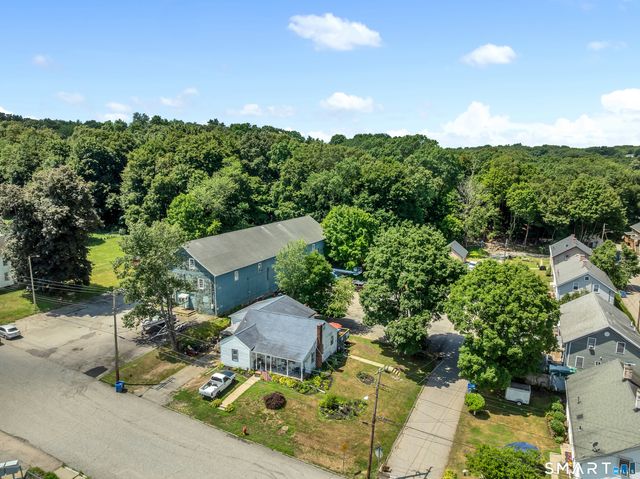 82 South 2nd Avenue, Norwich, CT 06380