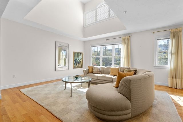 6 Tilden Commons Dr 6, Quincy, MA 02171